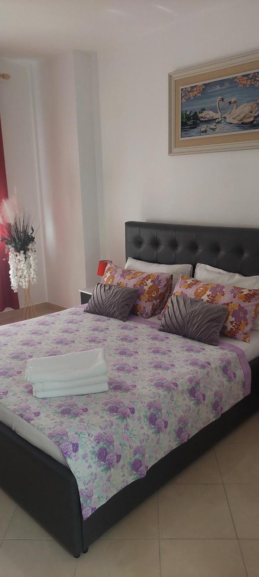 Ohana Apartments Durrës Esterno foto